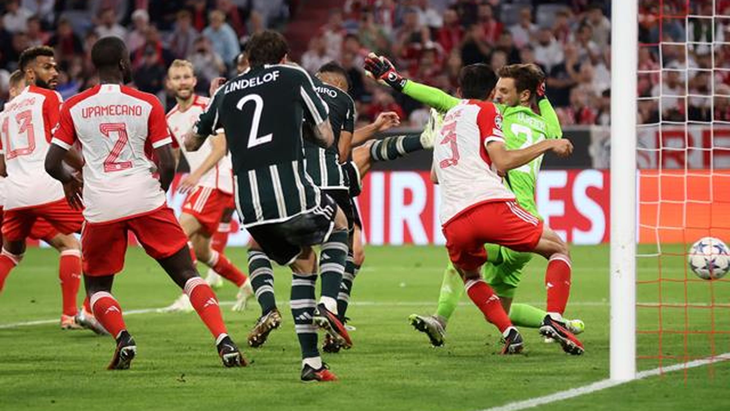 Casemiro scores late consolation goal for Manchester United in Bayern ...