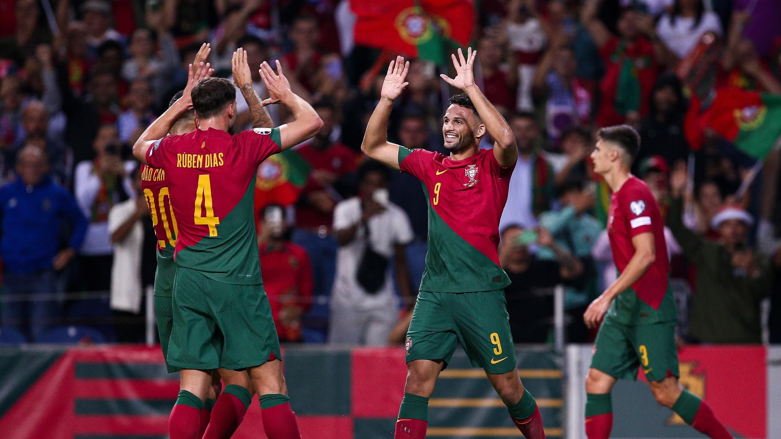 Portugalsko 3:2 Slovensko: Cristiano Ronaldo zdvojnásobil, keď tím Roberta Martineza zabezpečil kvalifikáciu na Euro 2024