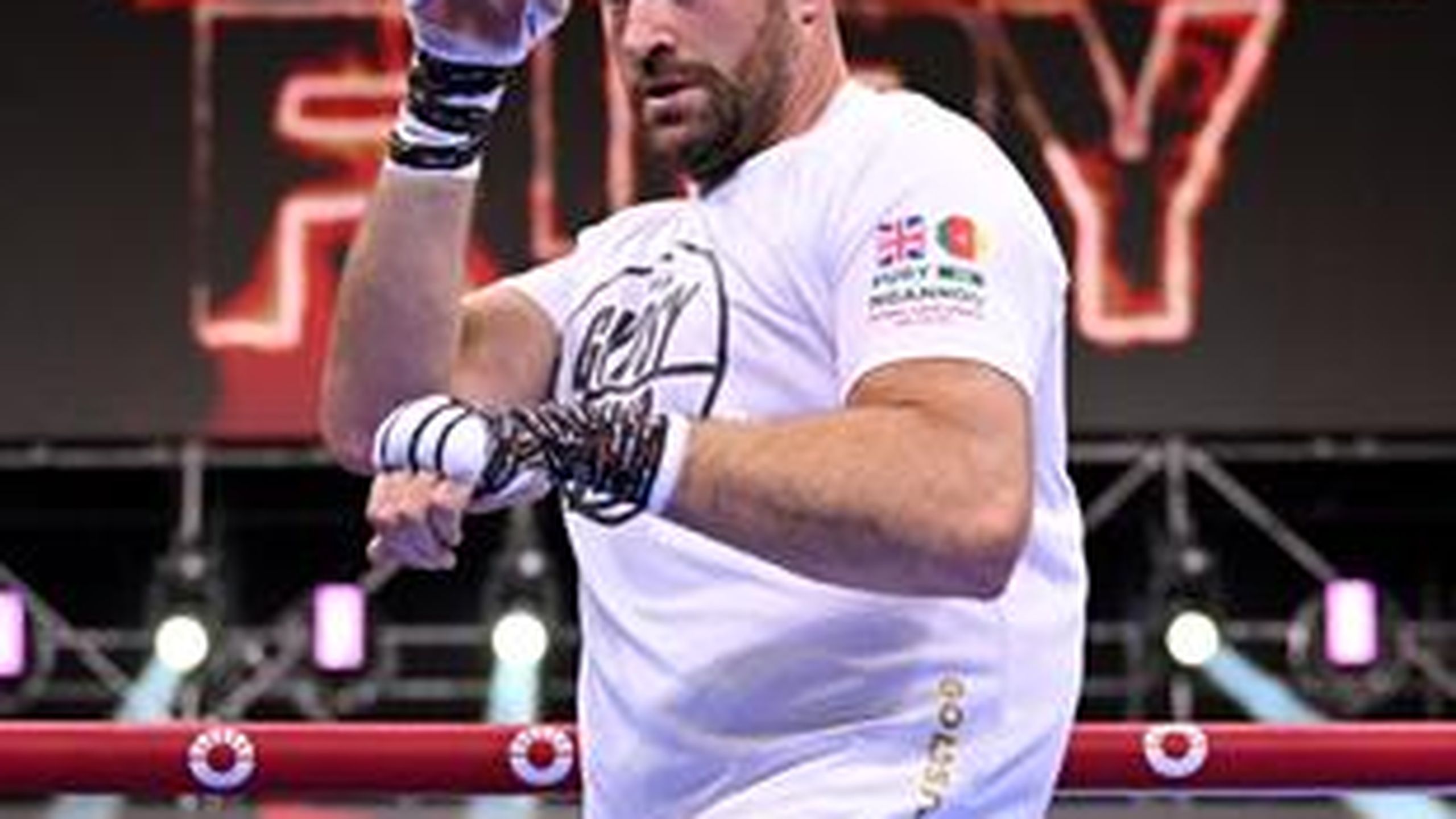 Tyson Fury says he is 'like an Adonis' and in 'peak physical shape' for ...