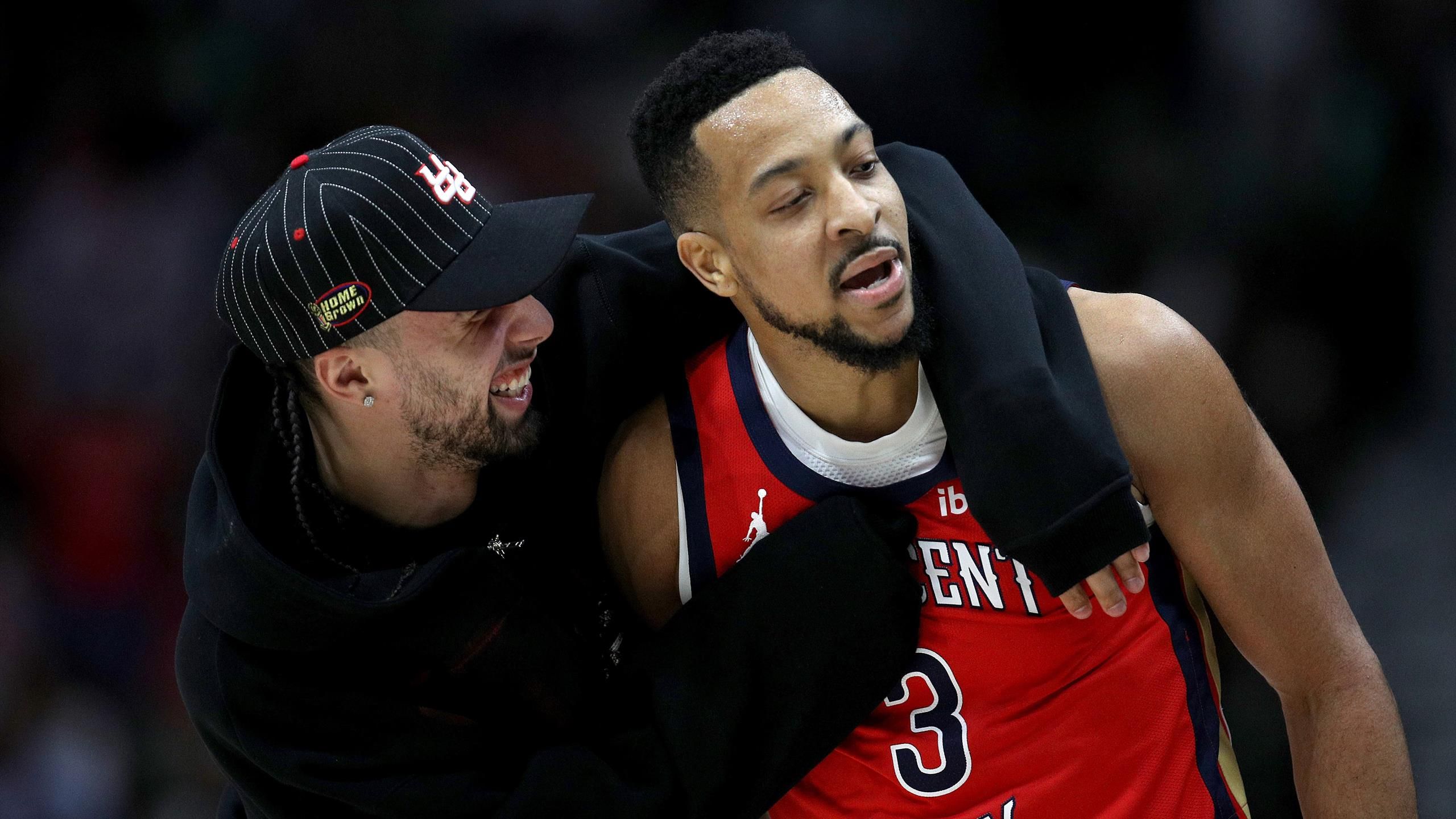 New Orleans Pelicans star CJ McCollum delivers dunk of the night ...