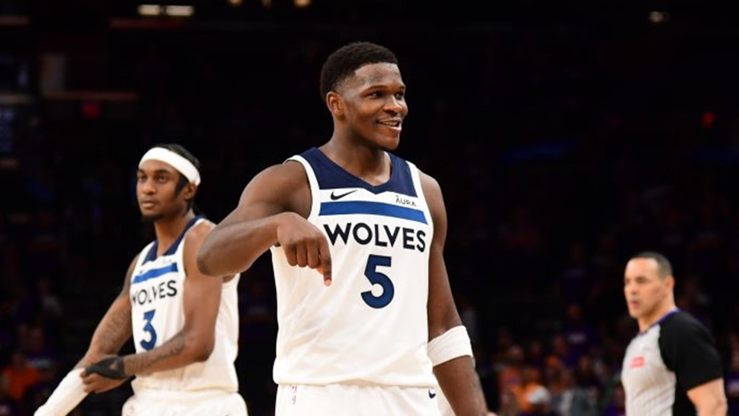 Retro 6 t wolves 2025