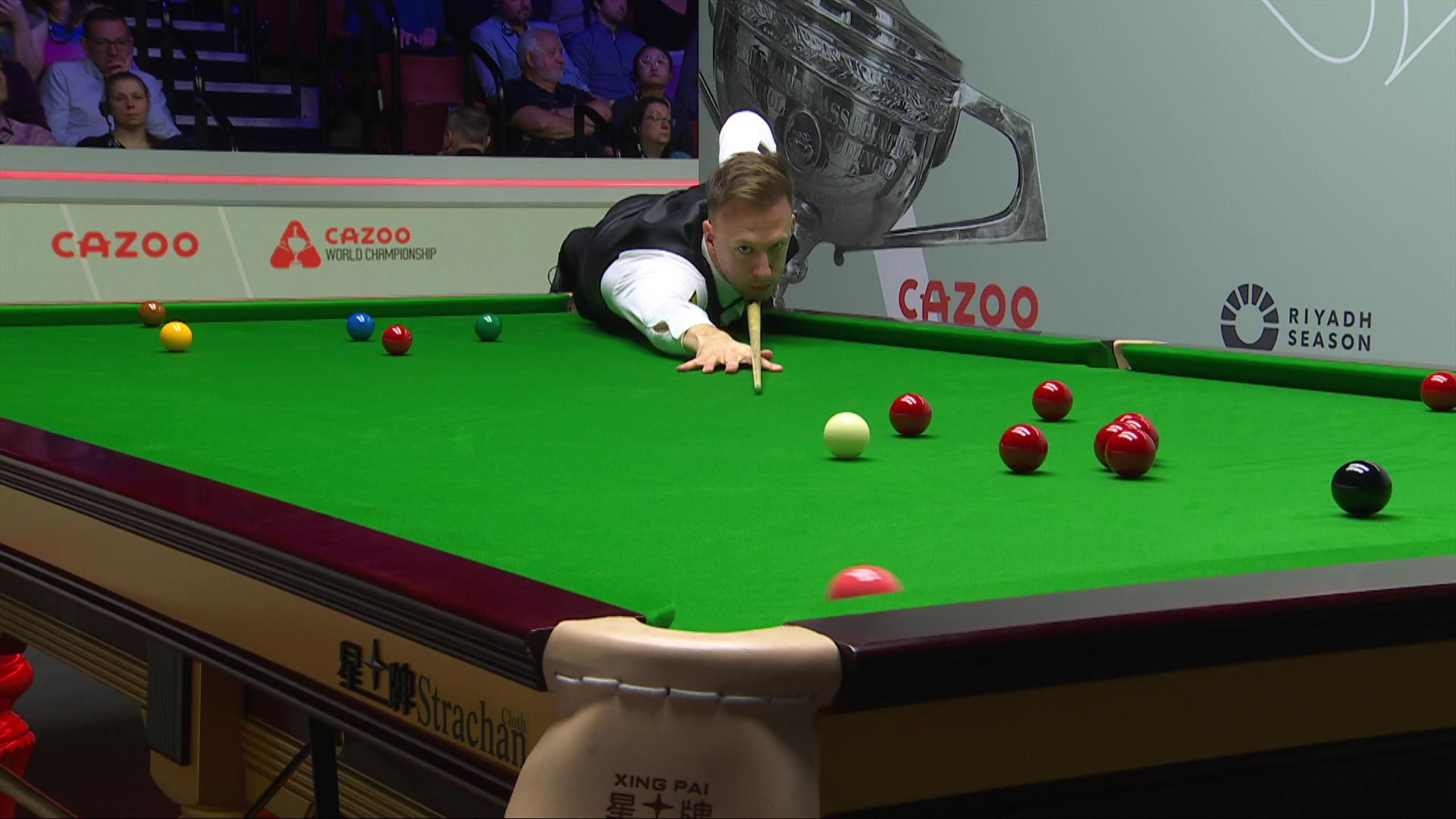 World Championship: 'These are bad signs' - Trump misses another pink ...