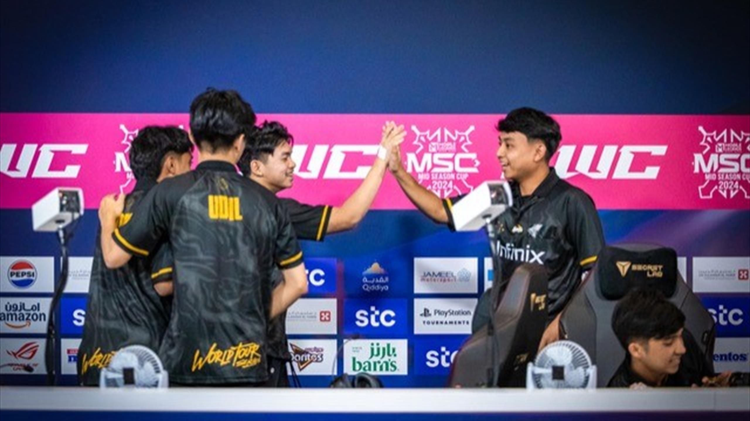 The first day of action featuring MLBB and COD Warzone has wrapped up ...