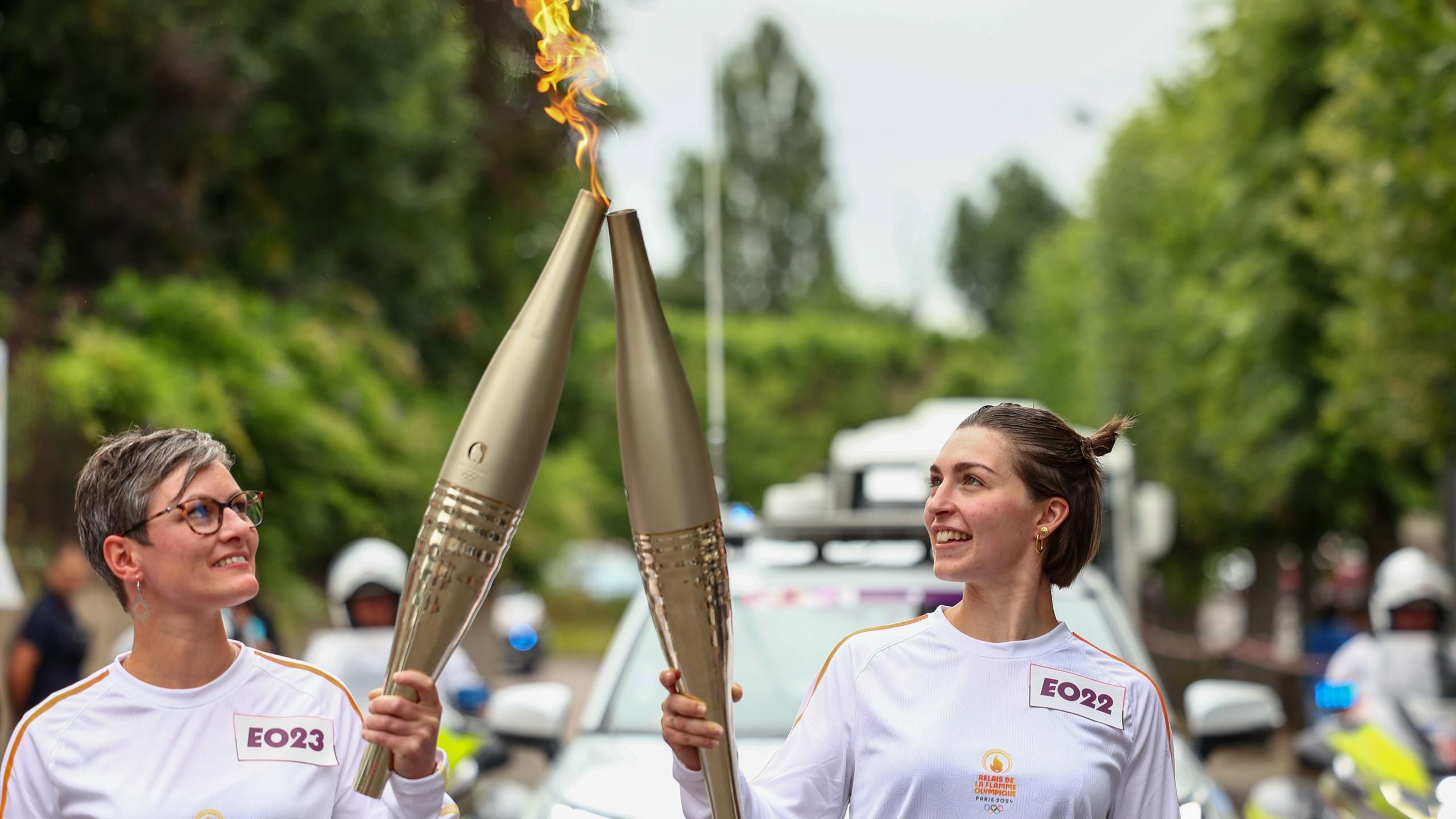 Watch Torch Relay - Day 52 - Olympics video - TNT Sports