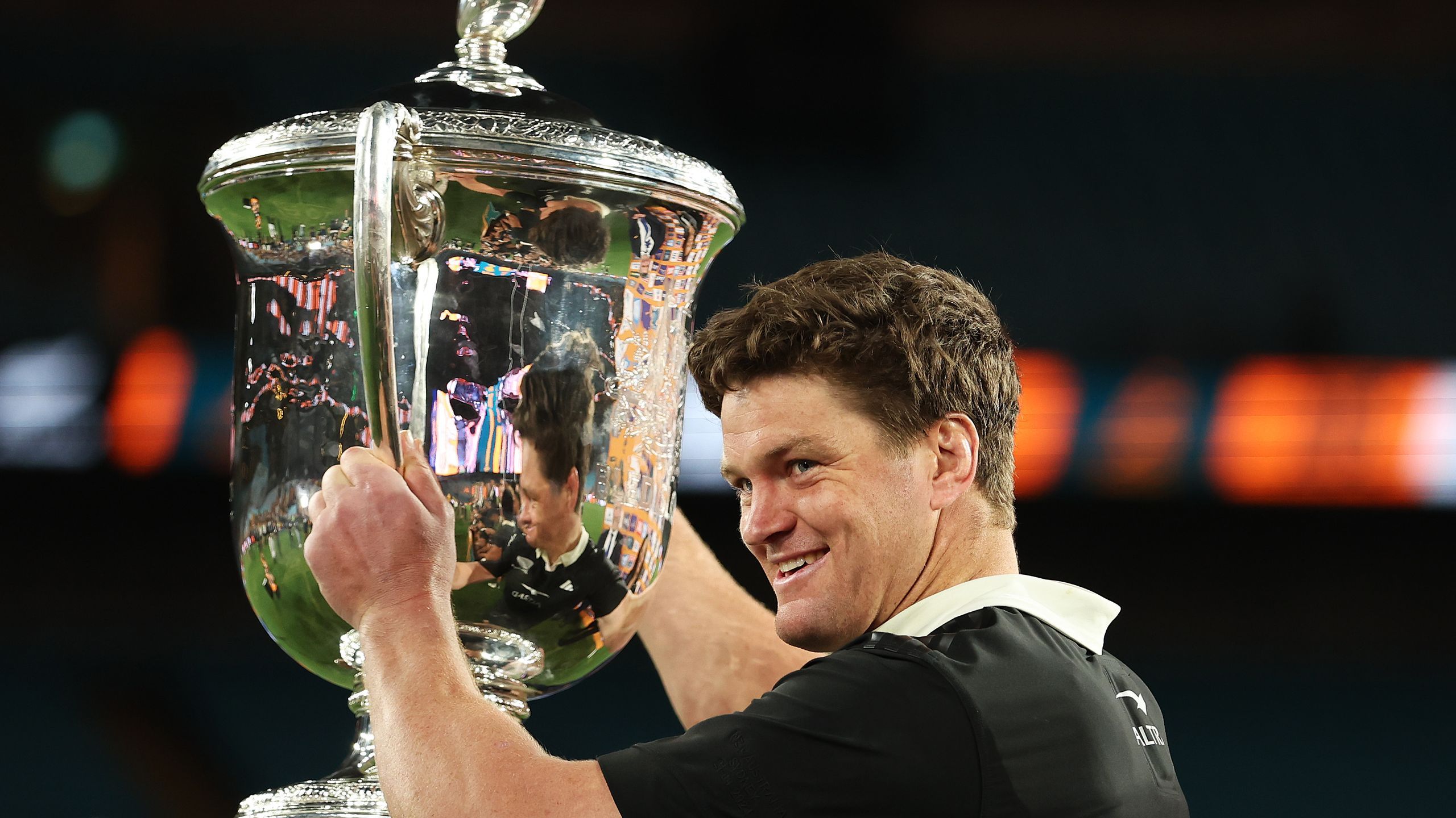 New Zealand survive late Australia comeback to win 31-28 in dramatic ...