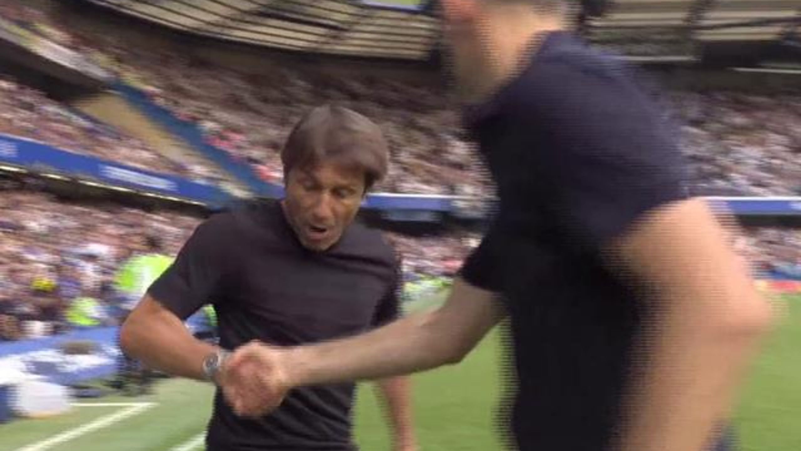 Watch the infamous 'angry' handshake between new England manager Thomas ...