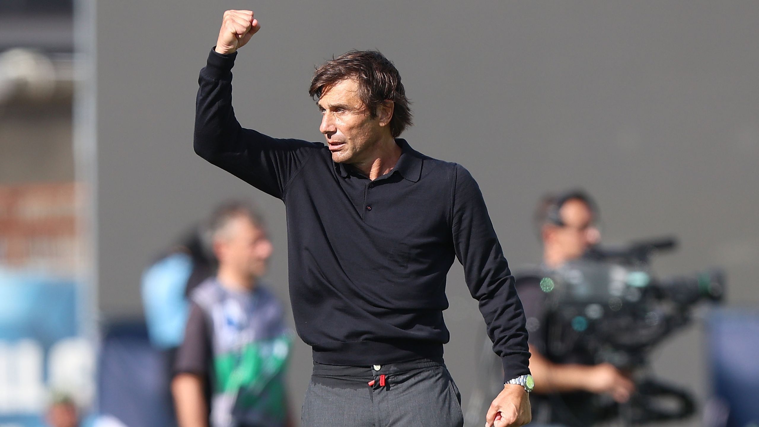 Serie A roundup Antonio Conte's Napoli stay top, AC Milan and