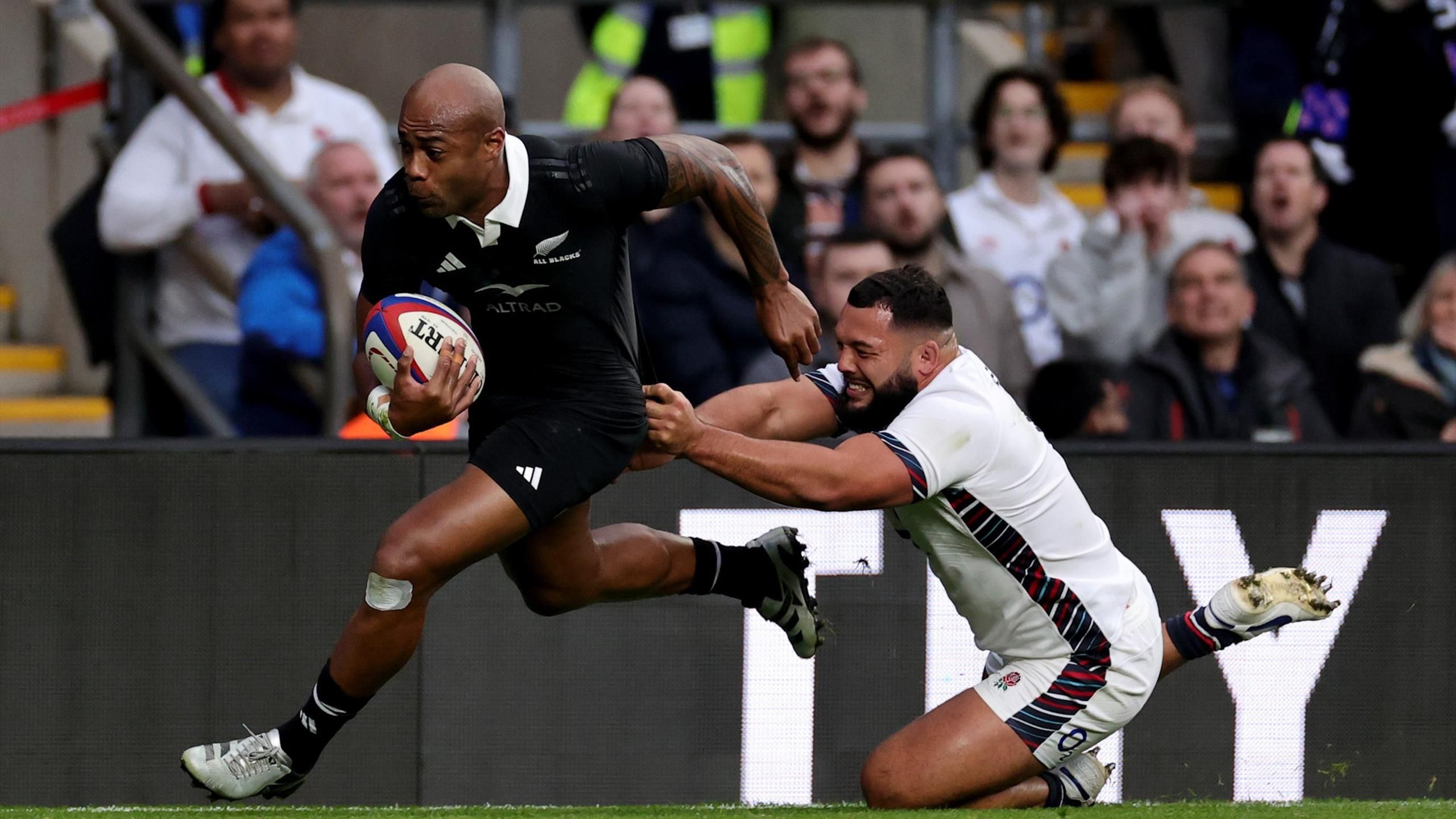 ‘Lightning quick’ – All Blacks score opening try of Autumn Nations ...