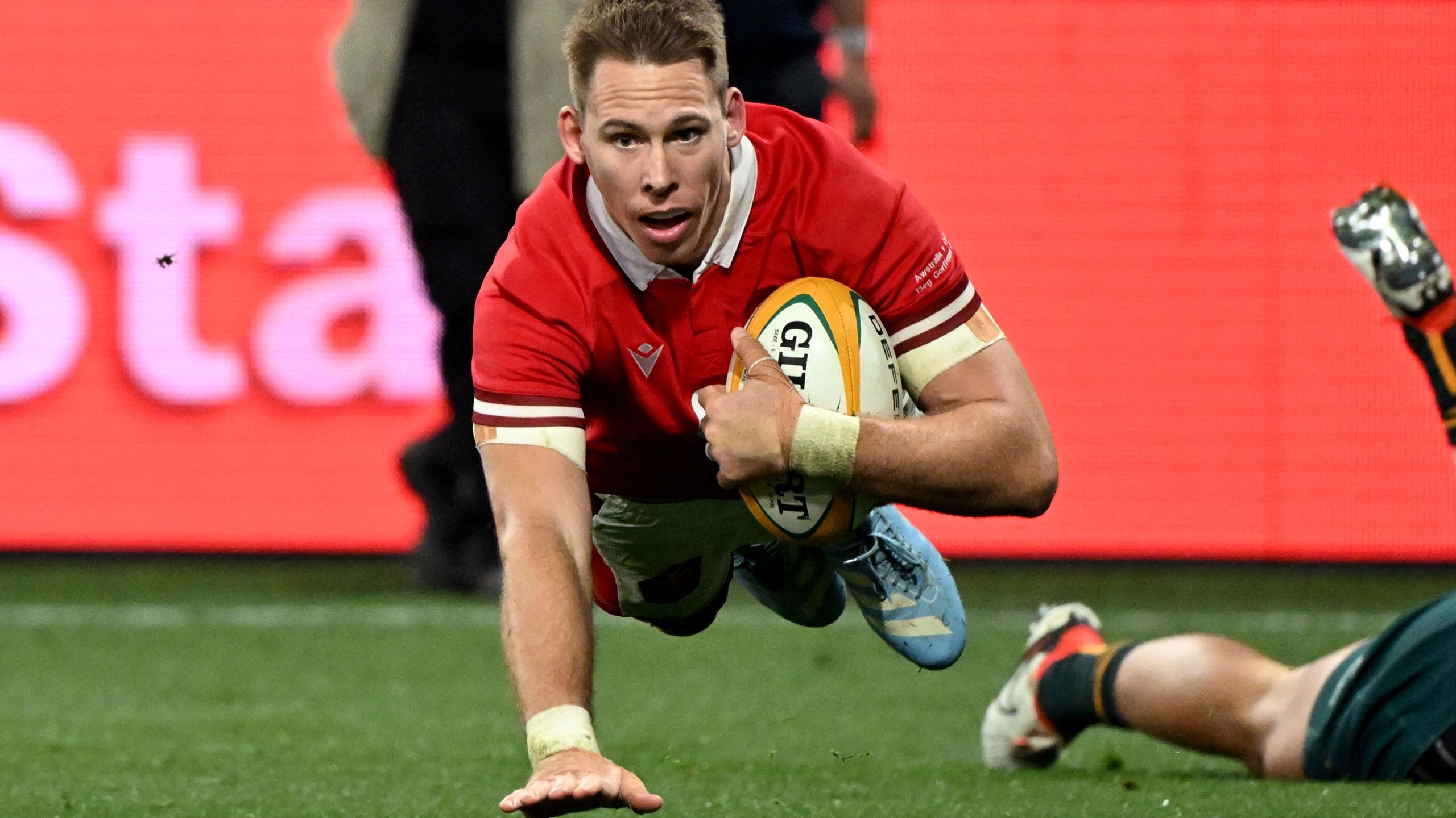 Wales and British & Irish Lions star Liam Williams retires from ...