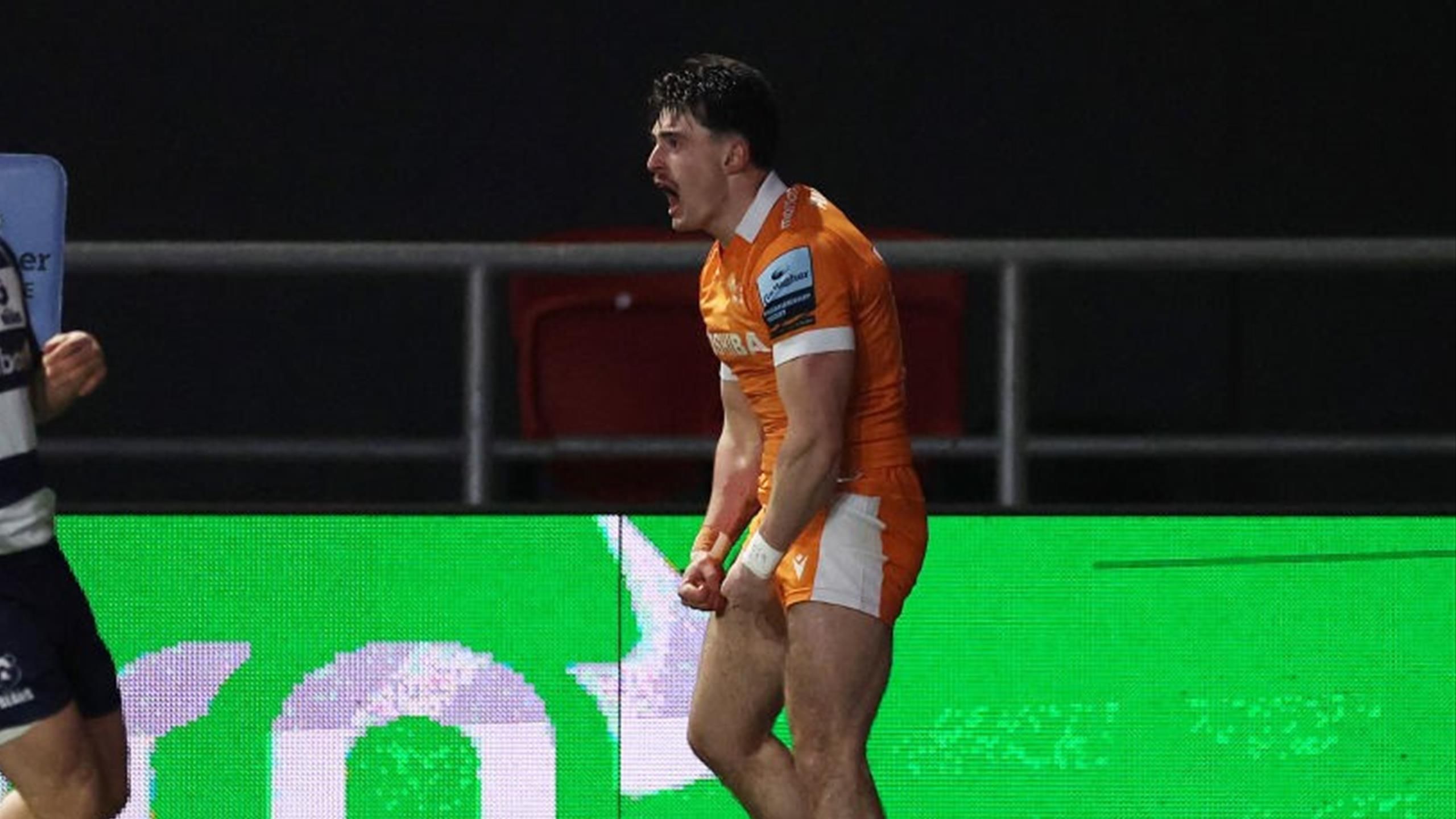 'That's the Xfactor!' Raffi Quirke scores solo try to give Sale