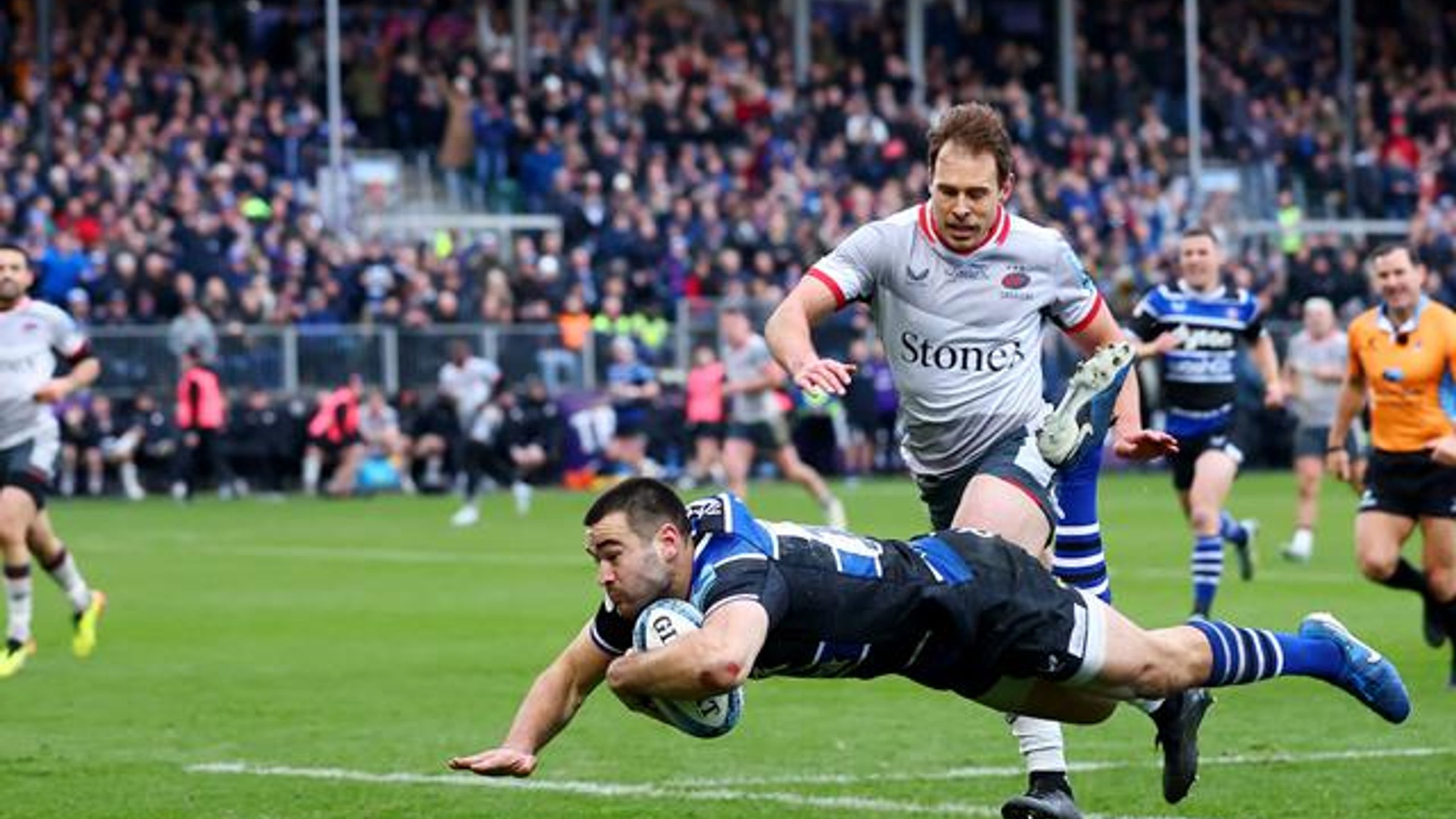 Will Muir bursts through Saracens defence to seal hat-trick as Bath ...