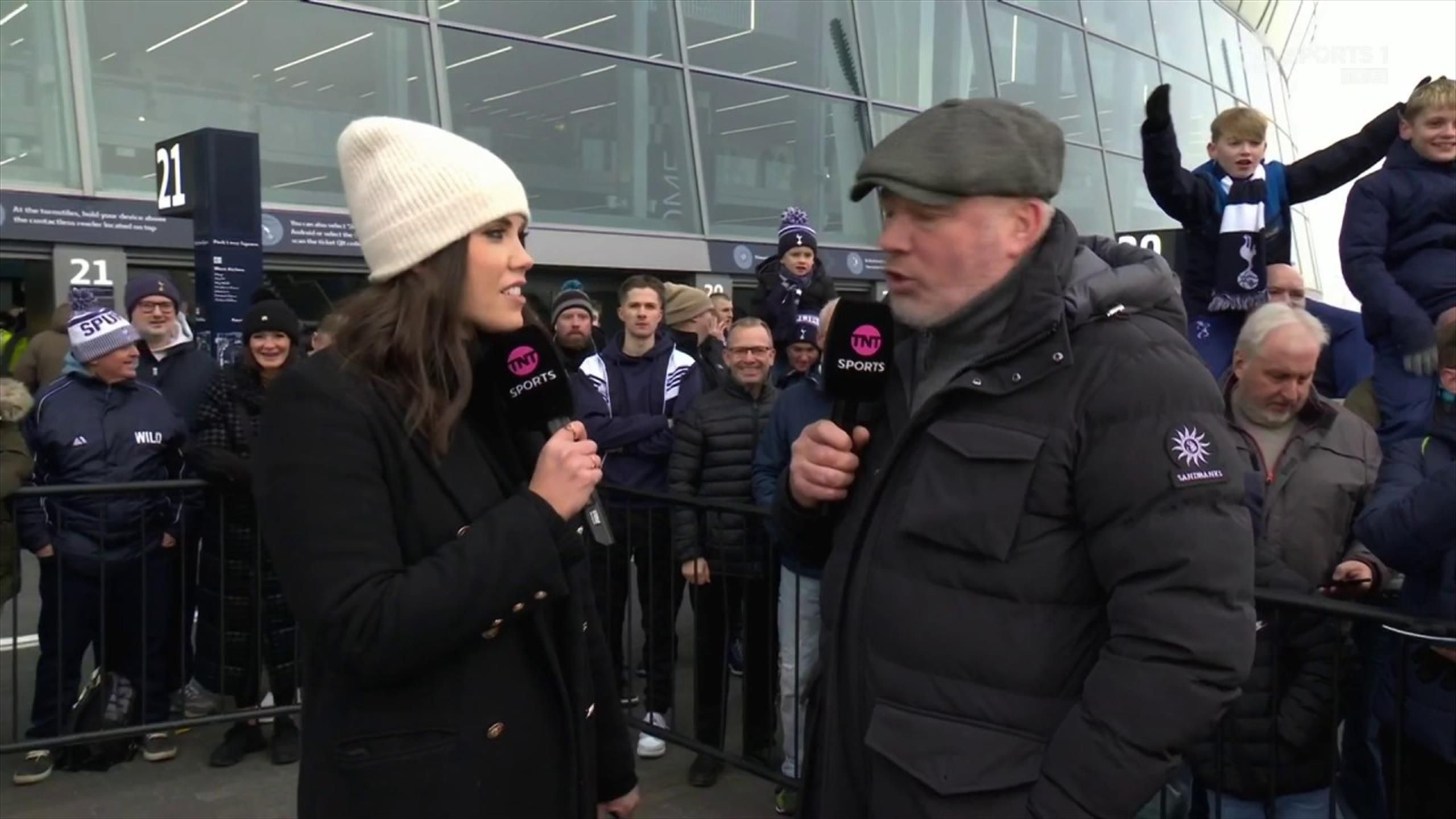 Ally McCoist warns Manchester Utd not to ‘open up’ against Liverpool in
