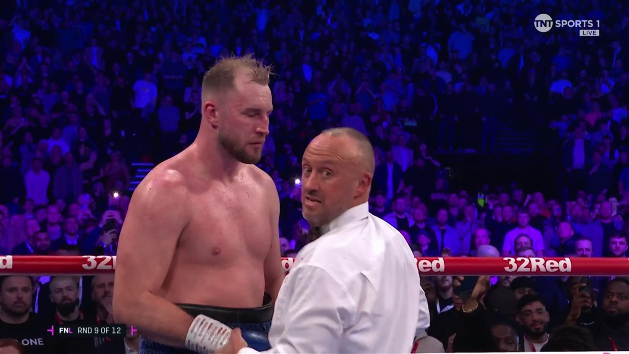 ‘Incredible’ from Derek Chisora as he drops Otto Wallin in round nine ...