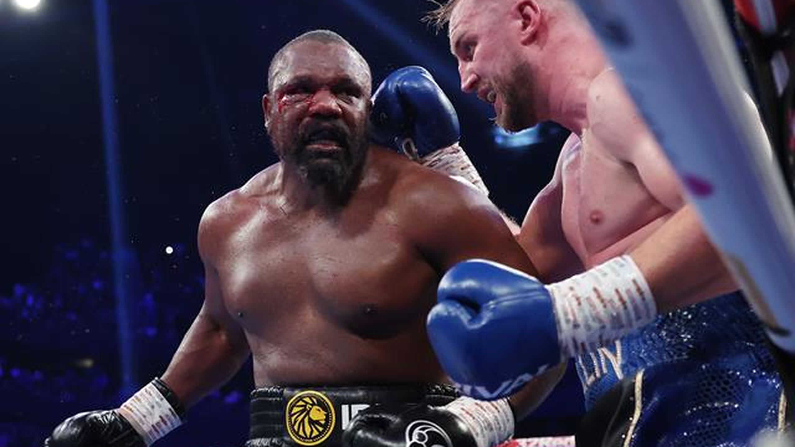 Derek Chisora lands big late flurry in round seven of 'Last Dance ...