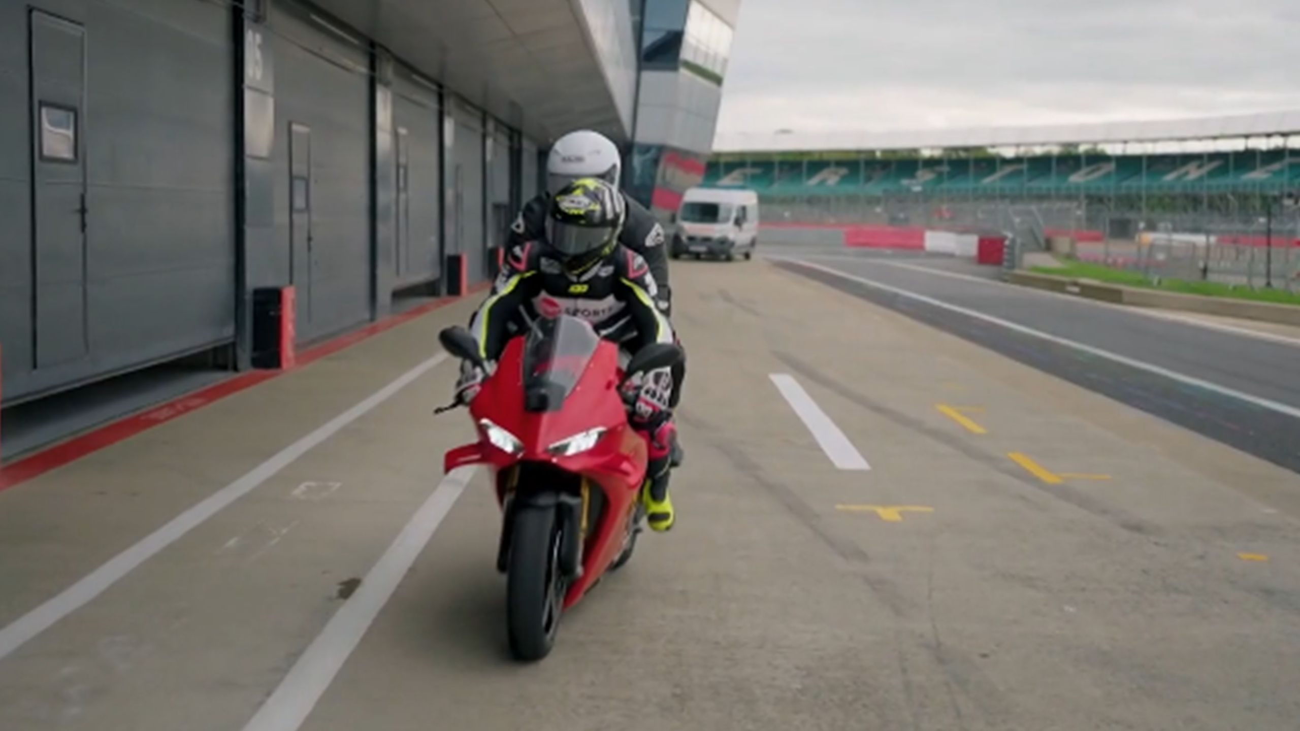 ‘That was mental’ – Kenny Allstars touches 170mph down Silverstone ...