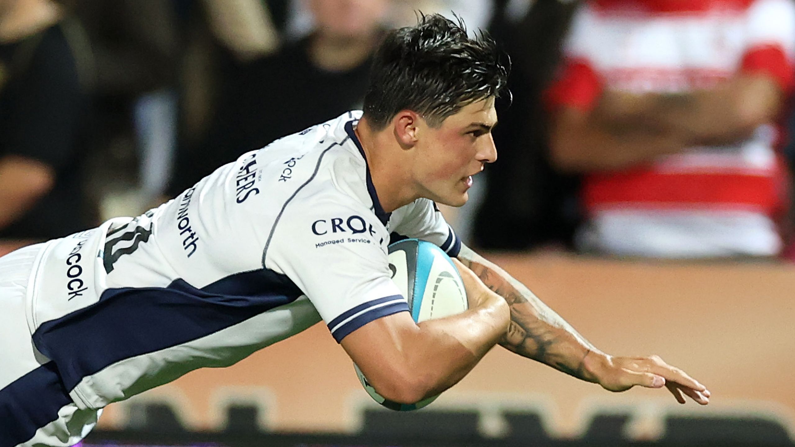 A try, a fight and a pantomime reception - Louis Rees-Zammit hailed as ...