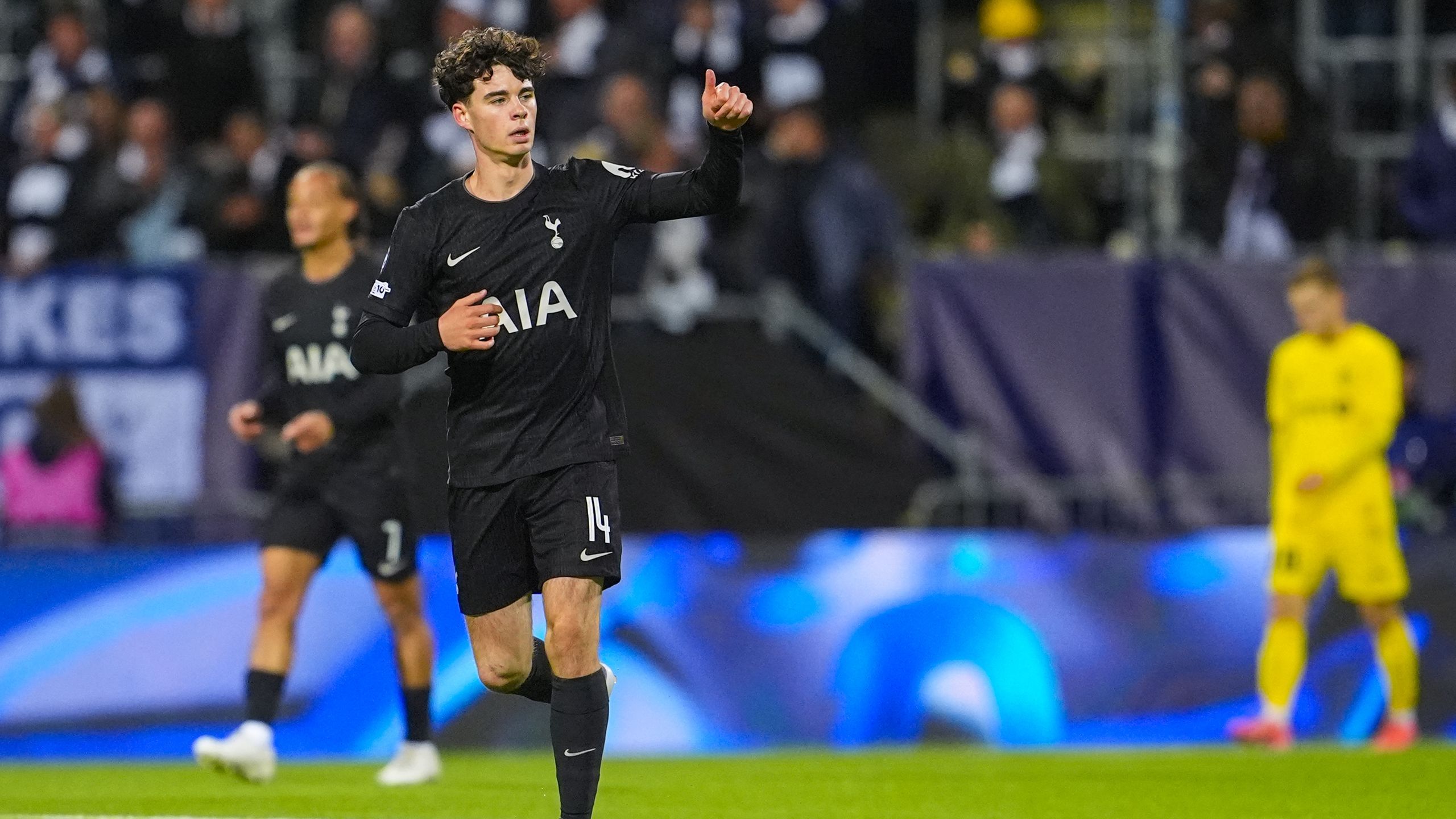 Tottenham youngster Archie Gray hails Steven Gerrard and Jude ...