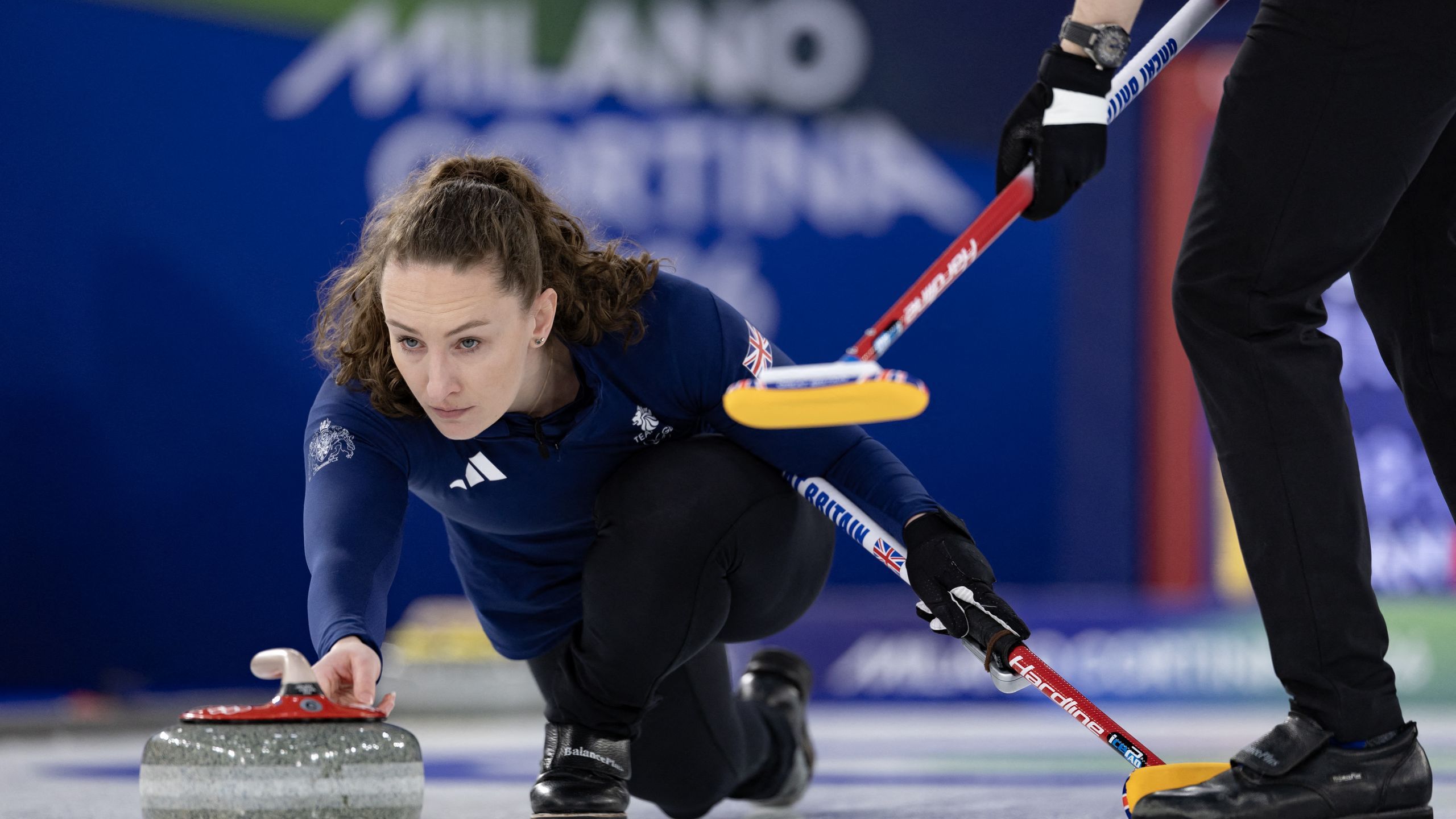 Jennifer Dodds' 'special' shot puts Canada on brink as Great Britain ...