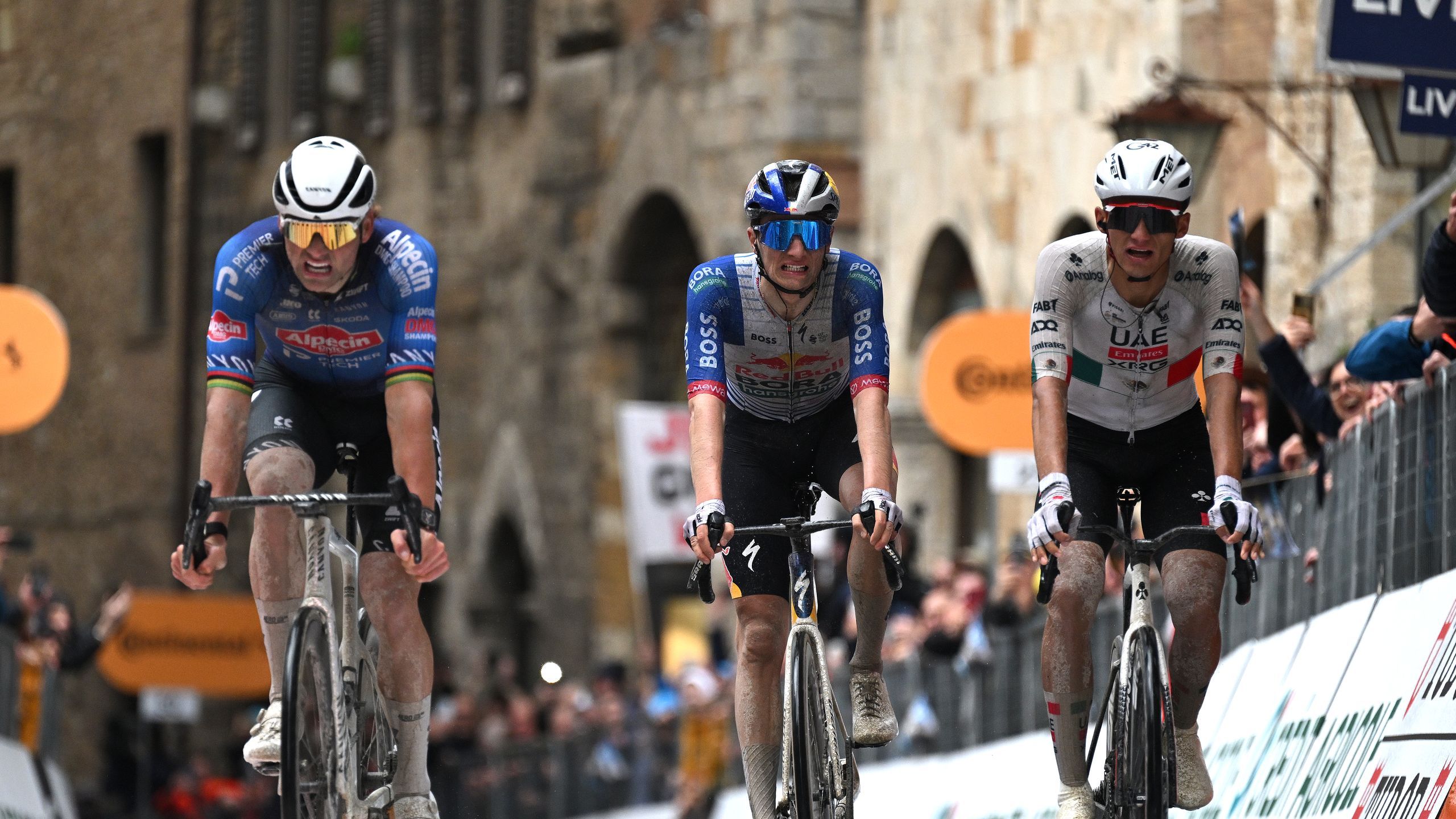 Mathieu van der Poel holds off Isaac del Toro in ‘cracking’ sprint ...
