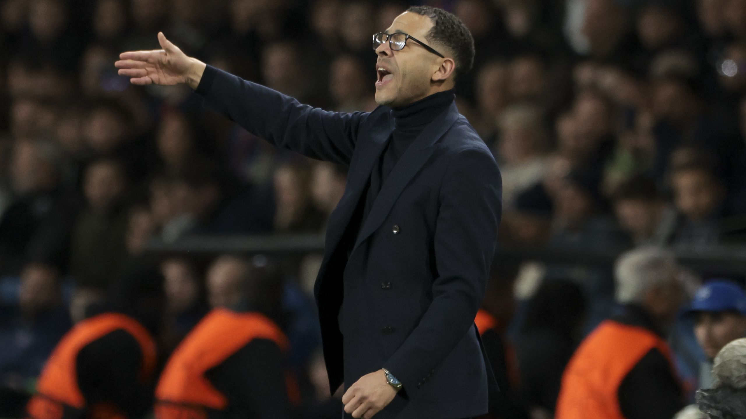 Reece James, Liam Rosenior react to ‘strange’ ball boy incident as ...
