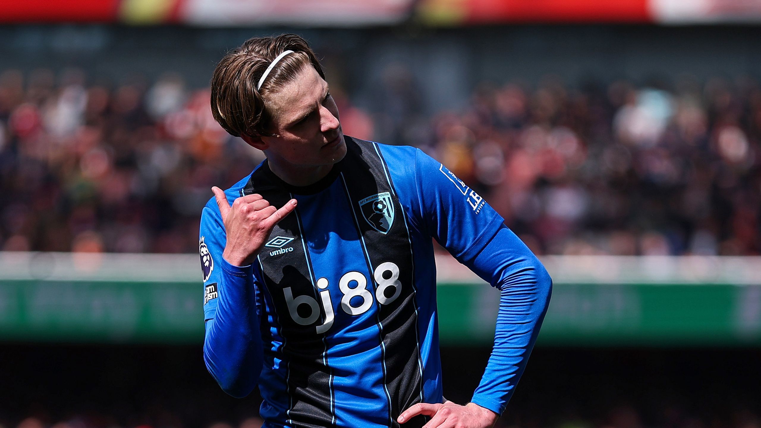 'In a beautiful spot' - Bournemouth boss Andoni Iraola praises Alex ...