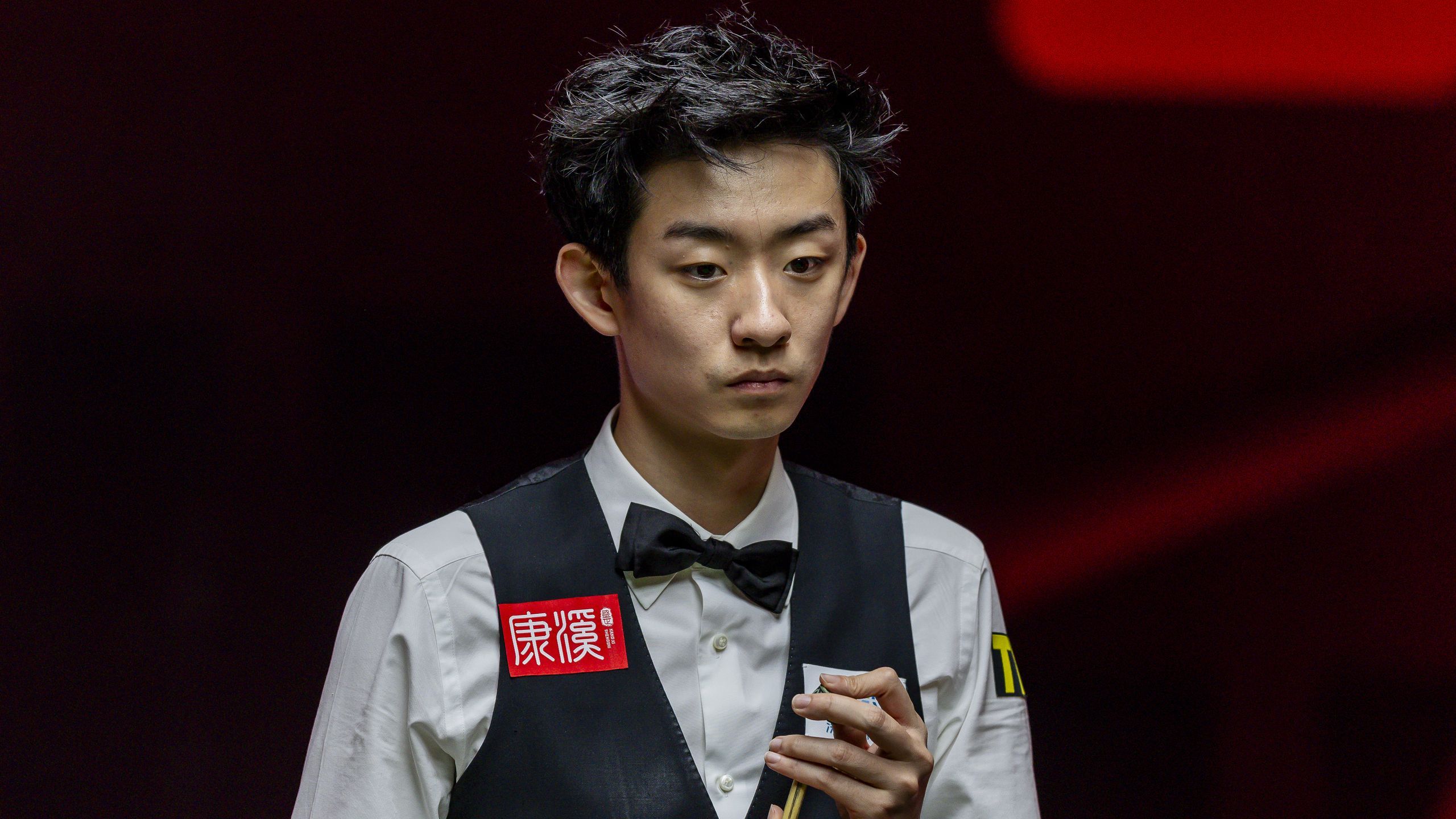 World champion Wu Yize wows with rocket double against Ricky Walden at ...