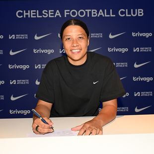 Sam Kerr: Chelsea striker signs new deal with WSL champions until 2026 ...