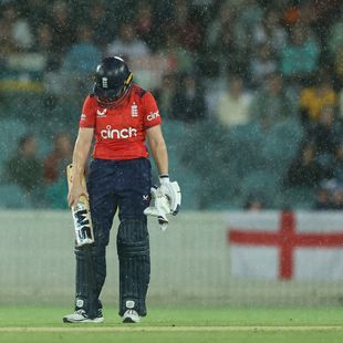 Australia v England second T20 LIVE - Tourists look to salvage pride in final short-form match