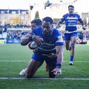 'Very easy on the eyes'- Joe Cokanasiga smoothly takes Finn Russell ...