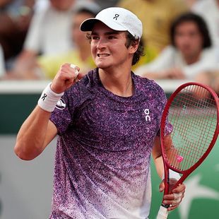 Can Joao Fonseca upset Novak Djokovic in third round of French Open ...
