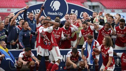 Pierre-Emerick Aubameyang fires Arsenal to FA Cup glory over 10-man Chelsea