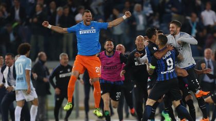 Inter stun Lazio to qualify for Champions League