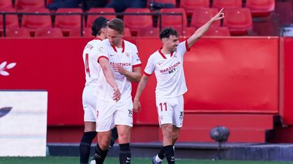 Sevilla sink Huesca for ninth win in a row
