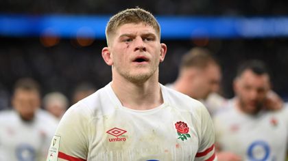 Willis signs fresh Toulouse deal to cast doubt on England career