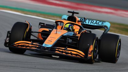 F1 testing: Norris sets the pace on opening day of pre-season
