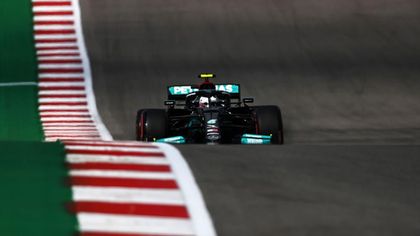 Bottas fastest in FP1, Hamilton second as Mercedes clear of rivals