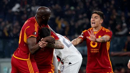 ‘Wonderful strike!’ – Dybala puts Roma in control against Milan