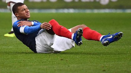 Mbappe suffers injury to dampen France win