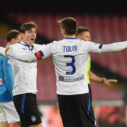 Atalanta upset Napoli to reach Coppa semi-finals