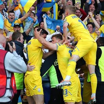 Ukraine hold on to beat Scotland and book World Cup play-off clash with Wales