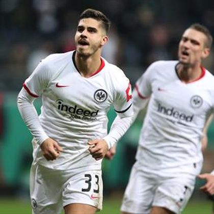 Frankfurt sink Bremen to reach German Cup semis
