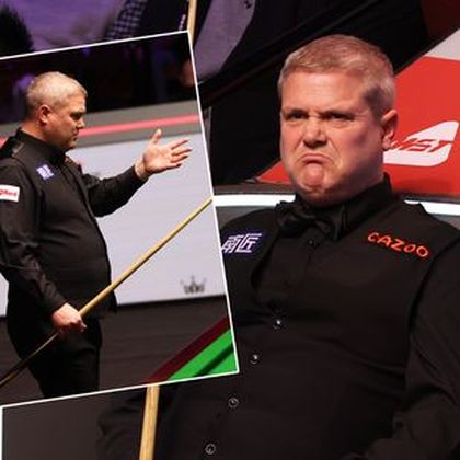 'He's furious!' - Shocking moment Milkins throws cue after miss