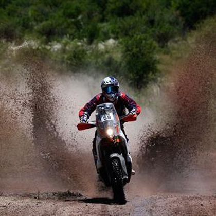 Indian rider Santosh flown to hospital after Dakar Rally crash