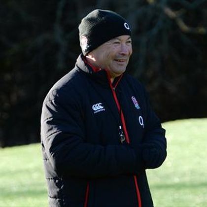England coach Jones apologises for offensive remarks