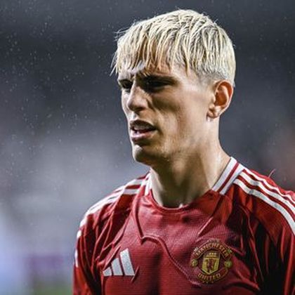 レア写真集　Posts / Neville Gabie GiveMeSport - Gary Neville: 