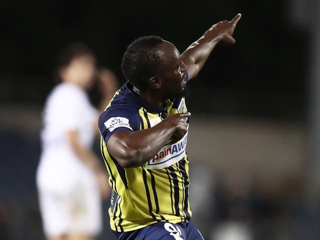 Usain Bolt A-League contract with Central Coast Mariners offer