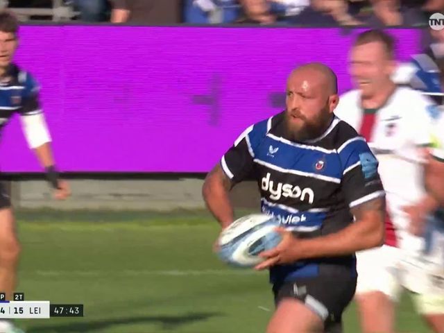 Tom Dunn powers through after classy dummy to score try after making ...