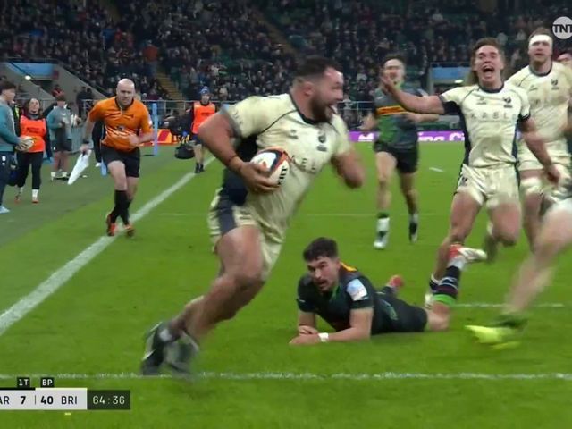 'He's like a bull! - Ellis Genge lays waste to Harlequins defence with ...